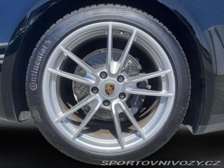 Porsche 911 Carrera 2020