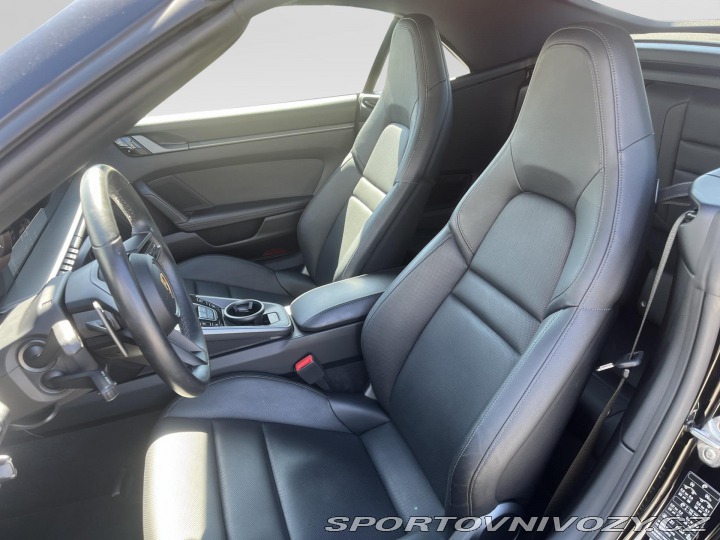 Porsche 911 Carrera 2020