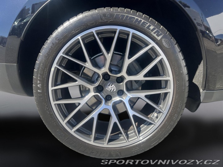 Porsche Macan S 2019