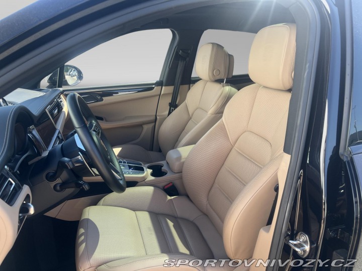 Porsche Macan S 2019