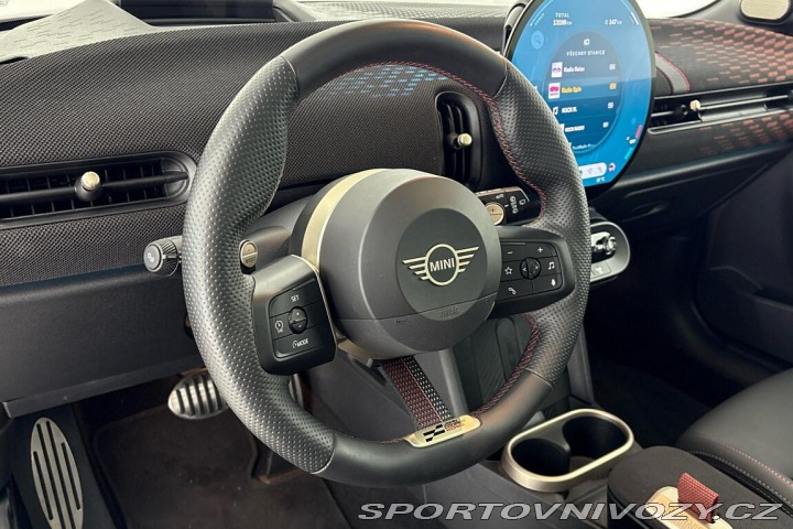 Mini Cooper 3dvéř. John Cooper Works 2025