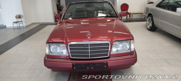 Mercedes-Benz Ostatní modely 124 Cabriolet 300 CE-24 1994