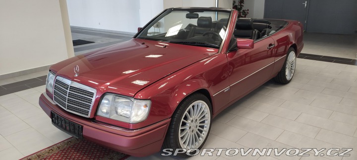 Mercedes-Benz Ostatní modely 124 Cabriolet 300 CE-24 1994