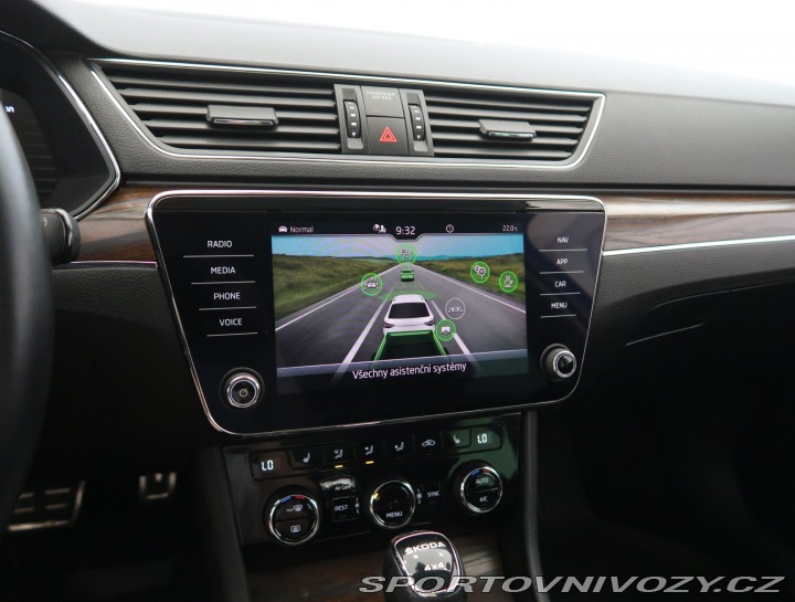 Škoda Superb Scout 2.0 TSI 2022