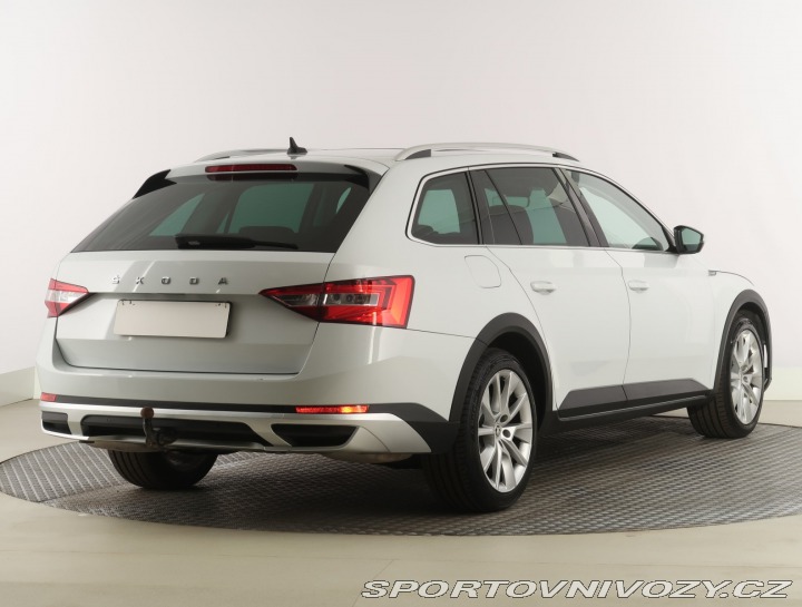 Škoda Superb Scout 2.0 TSI 2022