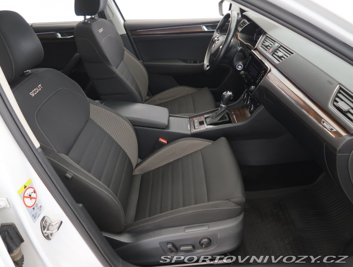 Škoda Superb Scout 2.0 TSI 2022