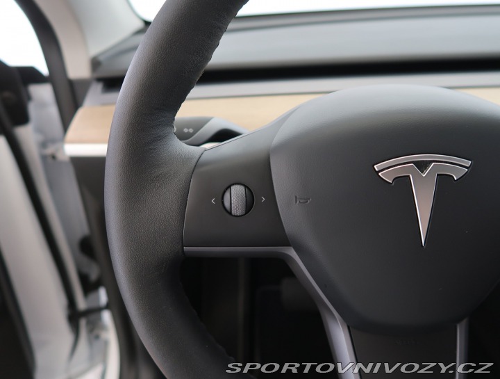 Tesla Model Y Long Range AWD 79kWh 2022