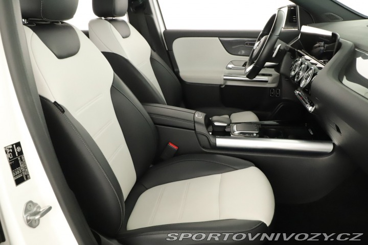 Mercedes-Benz Ostatní modely GLA AMG line GLA 250 e 2022