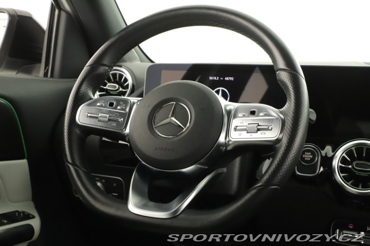 Mercedes-Benz Ostatní modely GLA AMG line GLA 250 e 2022