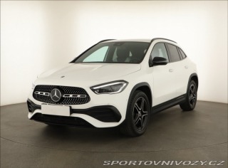 Mercedes-Benz Ostatní modely GLA AMG line GLA 250 e 2022