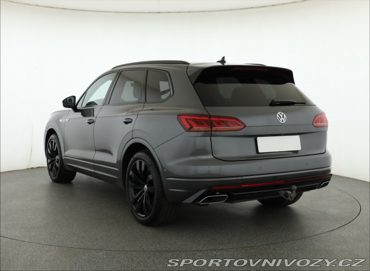 Volkswagen Ostatní modely Touareg R-Line 3.0 TDI 2018