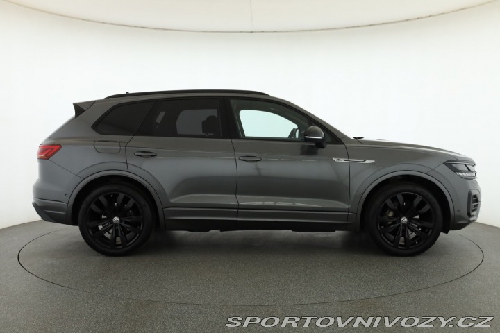 Volkswagen Ostatní modely Touareg R-Line 3.0 TDI 2018