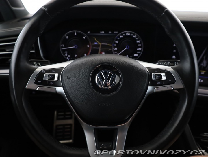 Volkswagen Ostatní modely Touareg R-Line 3.0 TDI 2018