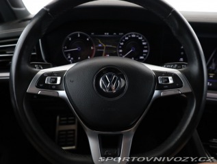 Volkswagen Ostatní modely Touareg R-Line 3.0 TDI 2018