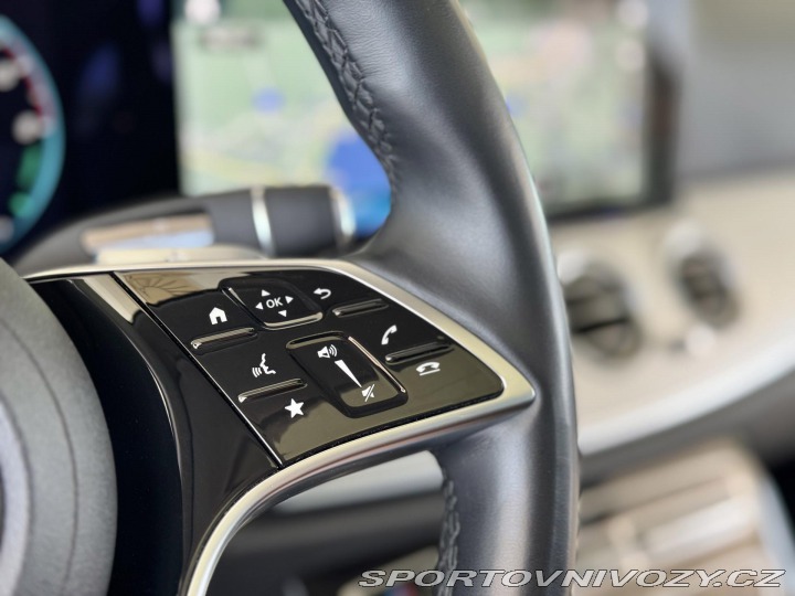 Mercedes-Benz E 300de 4MATIC*Webasto*Pano 2022