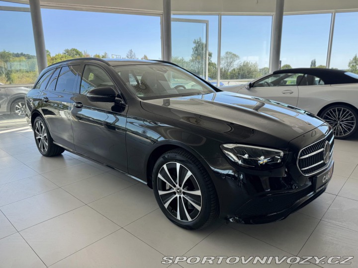Mercedes-Benz E 300de 4MATIC*Webasto*Pano 2022