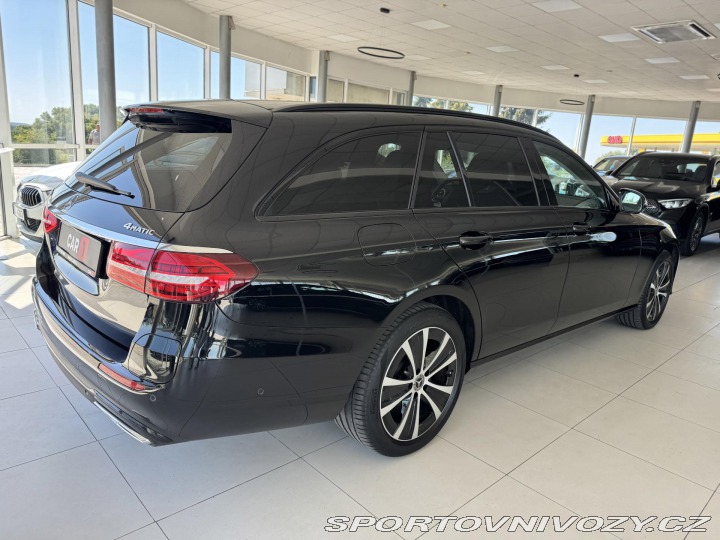 Mercedes-Benz E 300de 4MATIC*Webasto*Pano 2022