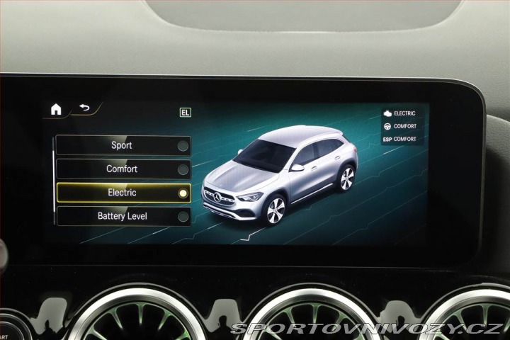 Mercedes-Benz Ostatní modely GLA AMG line 250 e 2022