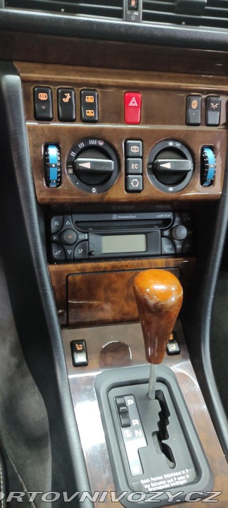 Mercedes-Benz Ostatní modely 124 320 kupé 1994