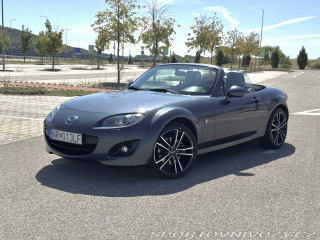 Mazda MX-5 NC Revolution. Recaro
