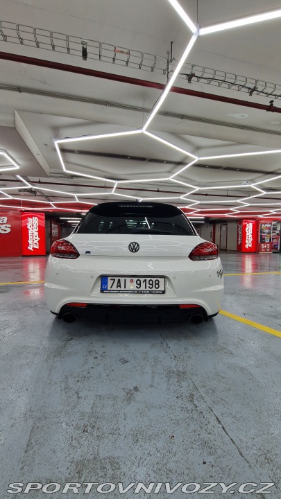 Volkswagen Scirocco R 2011
