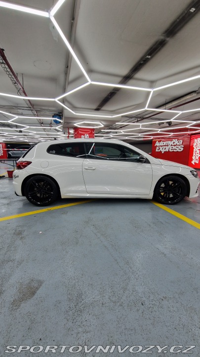 Volkswagen Scirocco R 2011