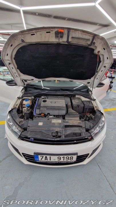 Volkswagen Scirocco R 2011