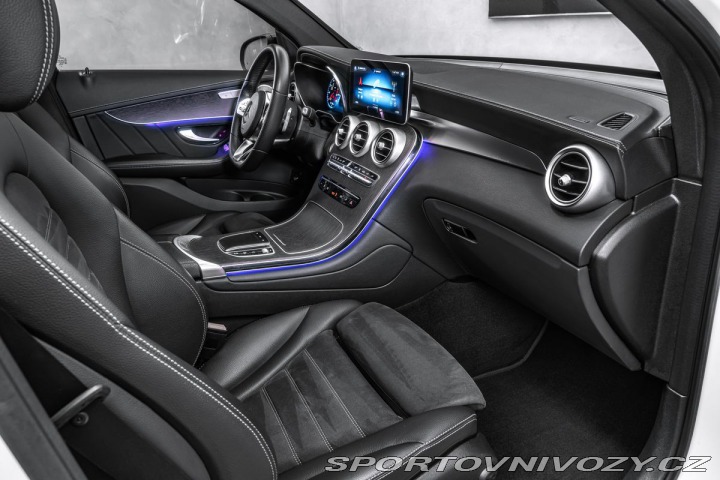 Mercedes-Benz Ostatní modely GLC de 4MATIC Coupe AMG 2021