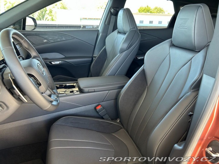 Lexus Ostatní modely RX 500h 2.4 HEV F SPORT Pano 2026