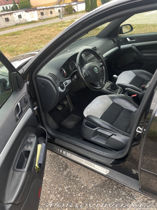 Škoda Octavia RS 2006