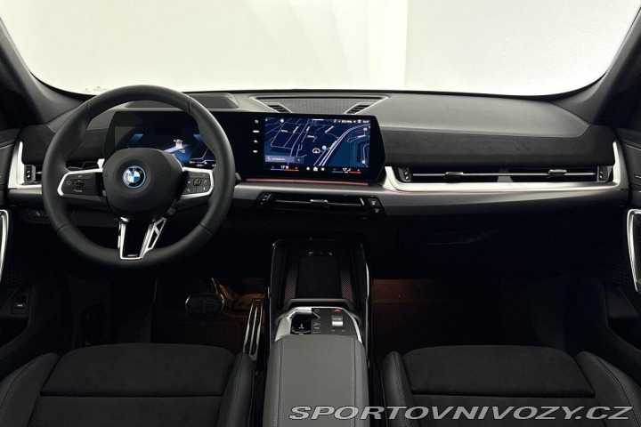 BMW iX1 xDrive30 2026