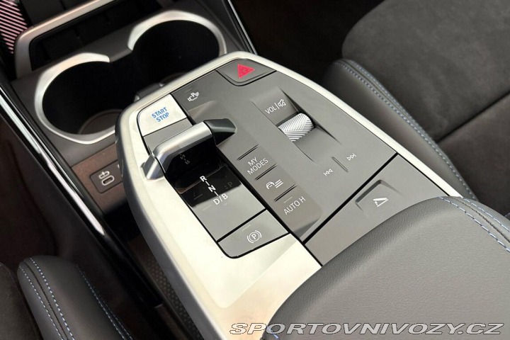 BMW iX1 xDrive30 2026