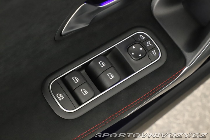 Mercedes-Benz A AMG Line A 250 e 2025