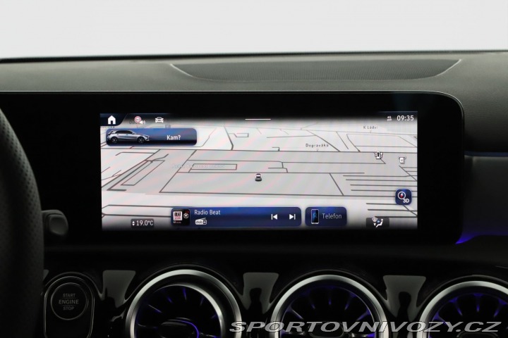 Mercedes-Benz A AMG Line A 250 e 2025