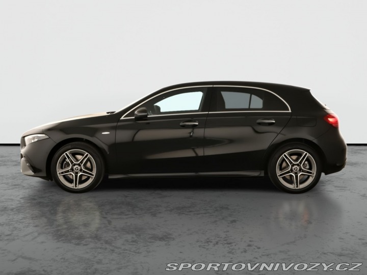 Mercedes-Benz A AMG Line A 250 e 2025