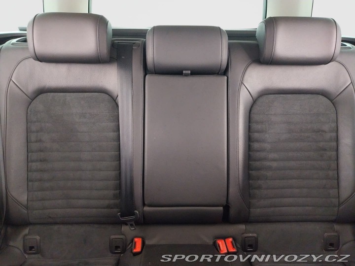 Volkswagen Ostatní modely Passat Highline 2.0 BiTDI 2015