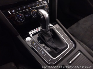 Volkswagen Ostatní modely Passat Highline 2.0 BiTDI 2015