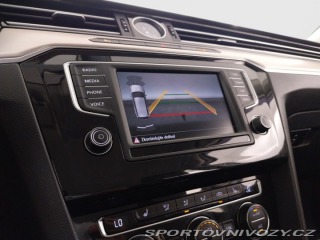 Volkswagen Ostatní modely Passat Highline 2.0 BiTDI 2015