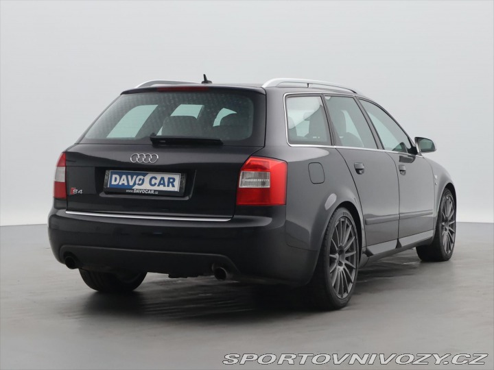 Audi S4 4,2 V8 253kW Quattro Reca 2004