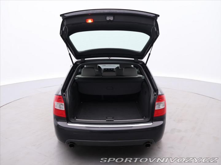 Audi S4 4,2 V8 253kW Quattro Reca 2004