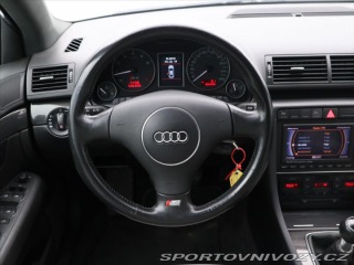 Audi S4 4,2 V8 253kW Quattro Reca 2004