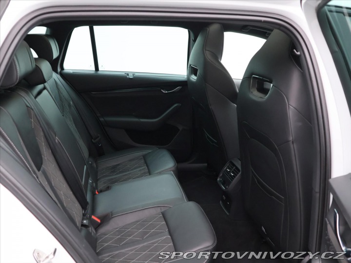 Škoda Octavia RS 2,0 TSI 180kW DSG RS 1.Ma 2021