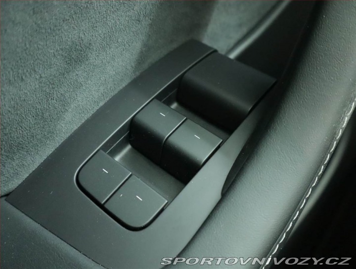 Tesla Model Y Long Range AWD 75kWh, SoH 2021
