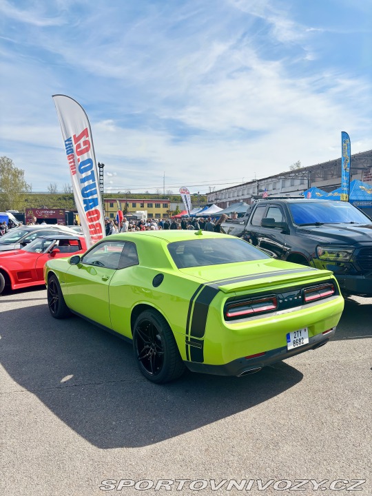 Dodge Challenger 2015