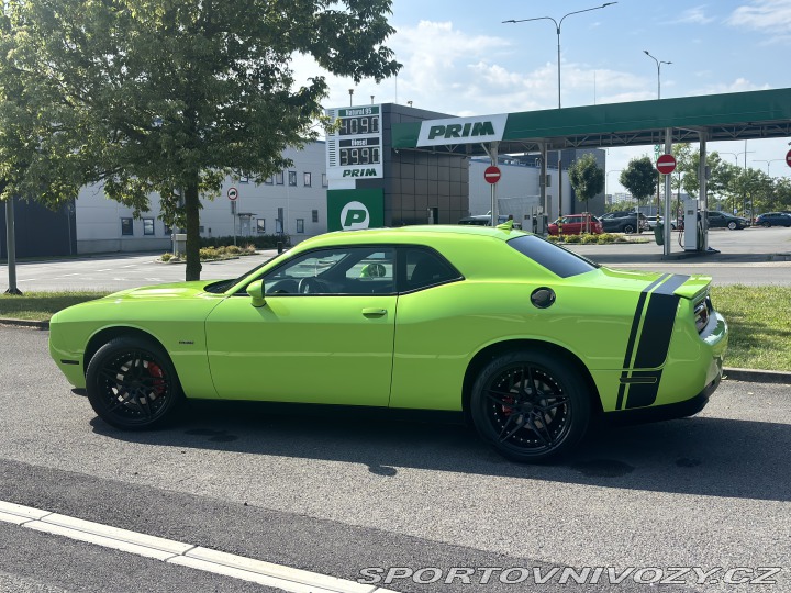 Dodge Challenger 2015