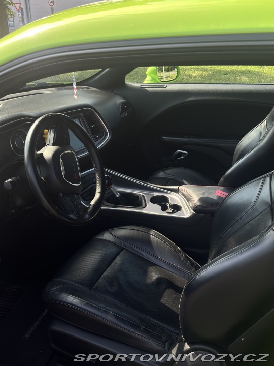 Dodge Challenger 2015