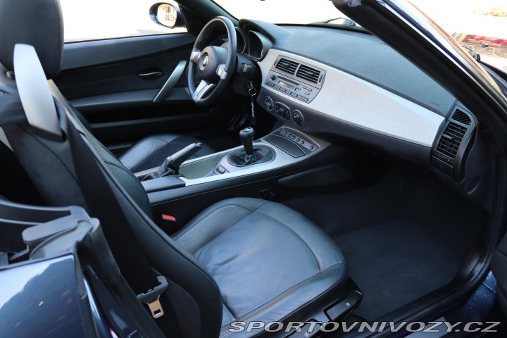 BMW Z4 BMW Z4 Roadster 2.5i (141 2004