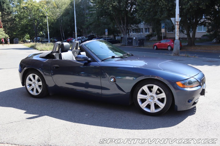 BMW Z4 BMW Z4 Roadster 2.5i (141 2004