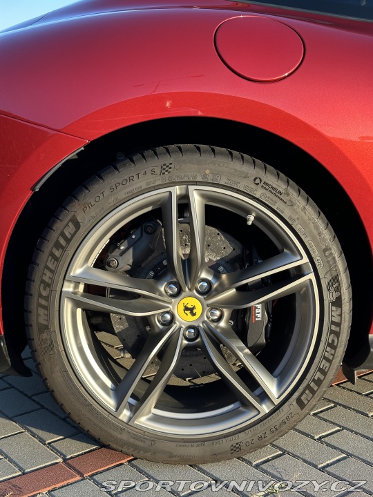 Ferrari Roma Osobní 2022