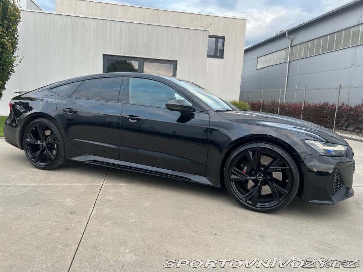 Audi RS7 2021